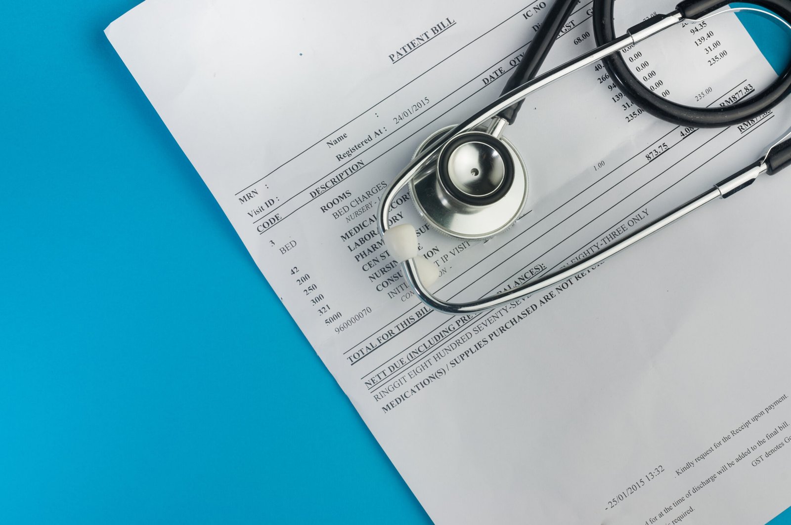 medical bill after can accident 1 scaled choque y fuga,la Persona que Chocó tu Auto Estacionado se Va,incidente de choque y fuga,auto estacionado,reclamaciones de seguro